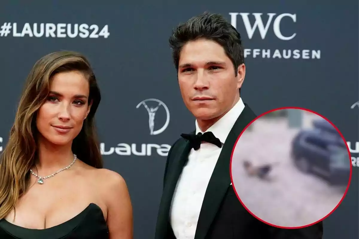 María Pombo y Pablo Castellano elegantemente vestidos posan en un evento con un fondo que muestra el hashtag LAUREUS24 y logotipos de marcas, mientras que en la esquina inferior derecha hay un círculo rojo que destaca una imagen borrosa de un coche y una persona en el suelo.