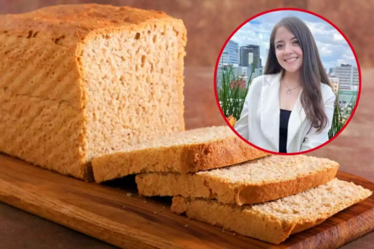 Una imagen muestra un pan de molde rebanado sobre una tabla de madera y un recuadro con una persona sonriendo al aire libre.