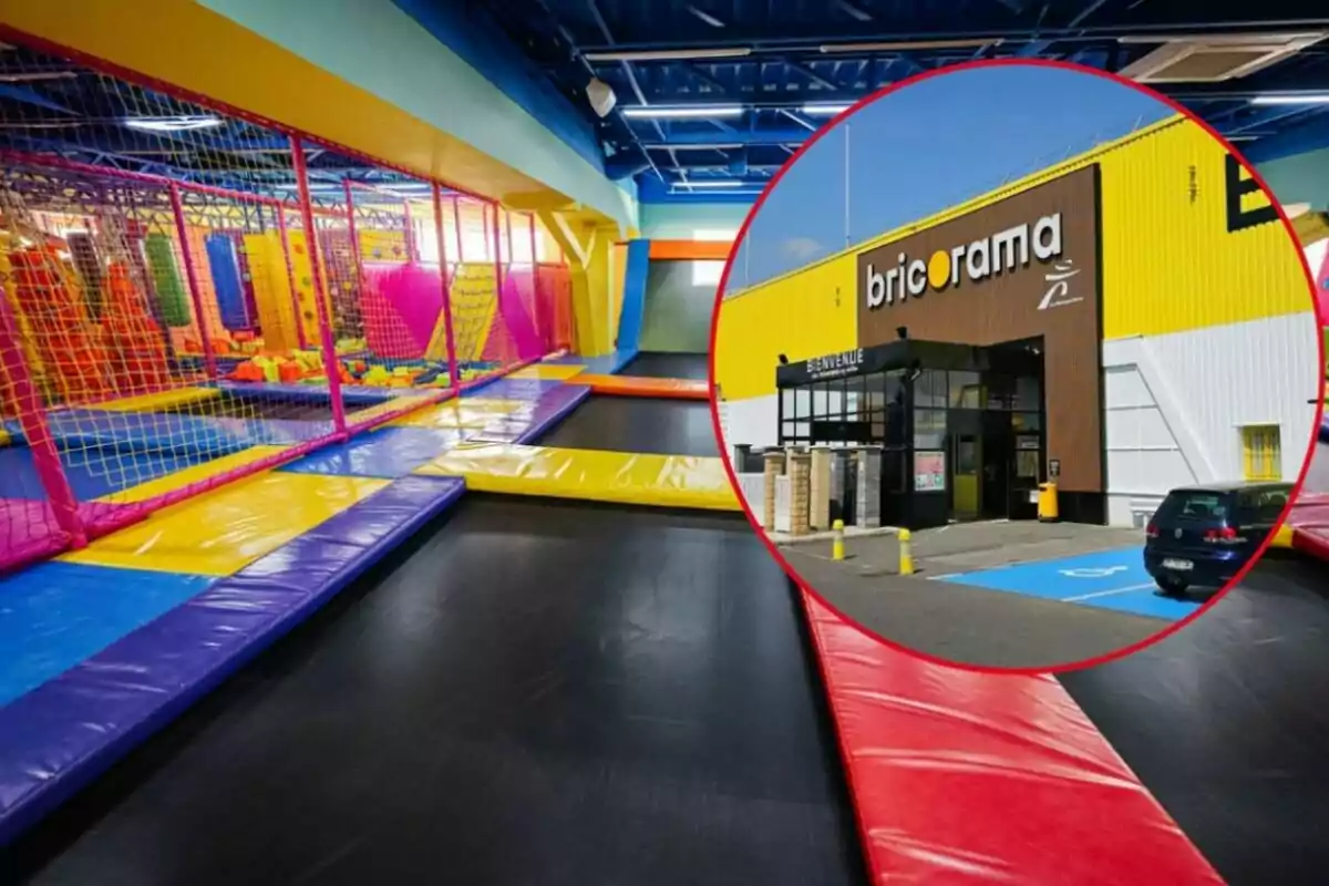Área de juegos cubierta con colchonetas de colores y una imagen superpuesta de la entrada de una tienda llamada Bricorama. Área de juegos cubierta con colchonetas de colores y una imagen superpuesta de la entrada de una tienda llamada Bricorama.
