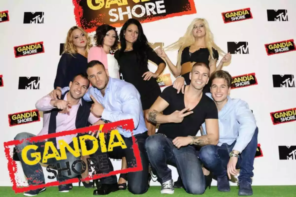 Montaje de los participantes de 'Gandía Shore' y el logo del programa