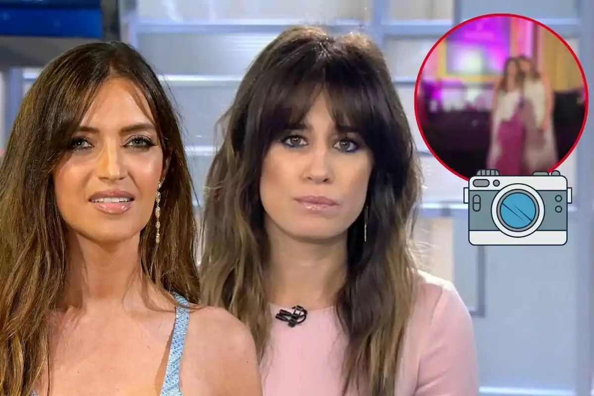 Sara Carbonero e Isabel Jiménez posan frente a una cámara en un estudio de televisión con una imagen borrosa en un círculo rojo en la esquina superior derecha.