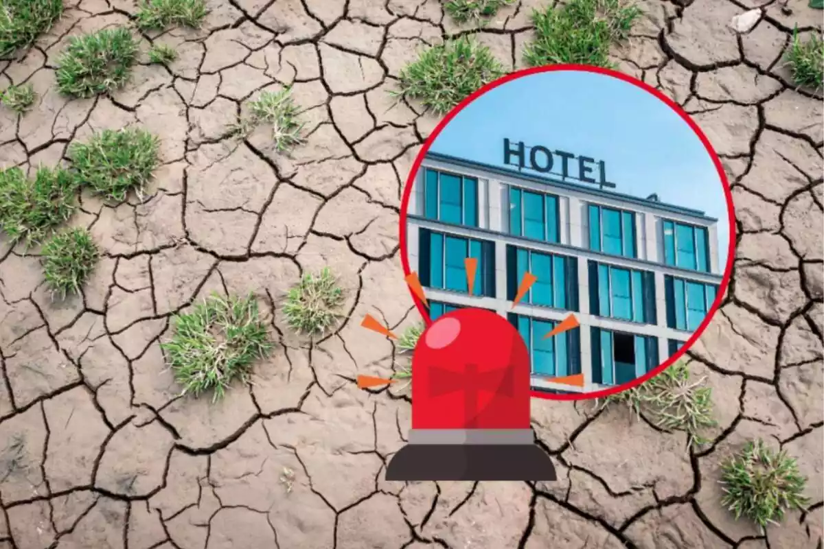 Montaje con un suelo seco, la fachada de un hotel y una alarma roja