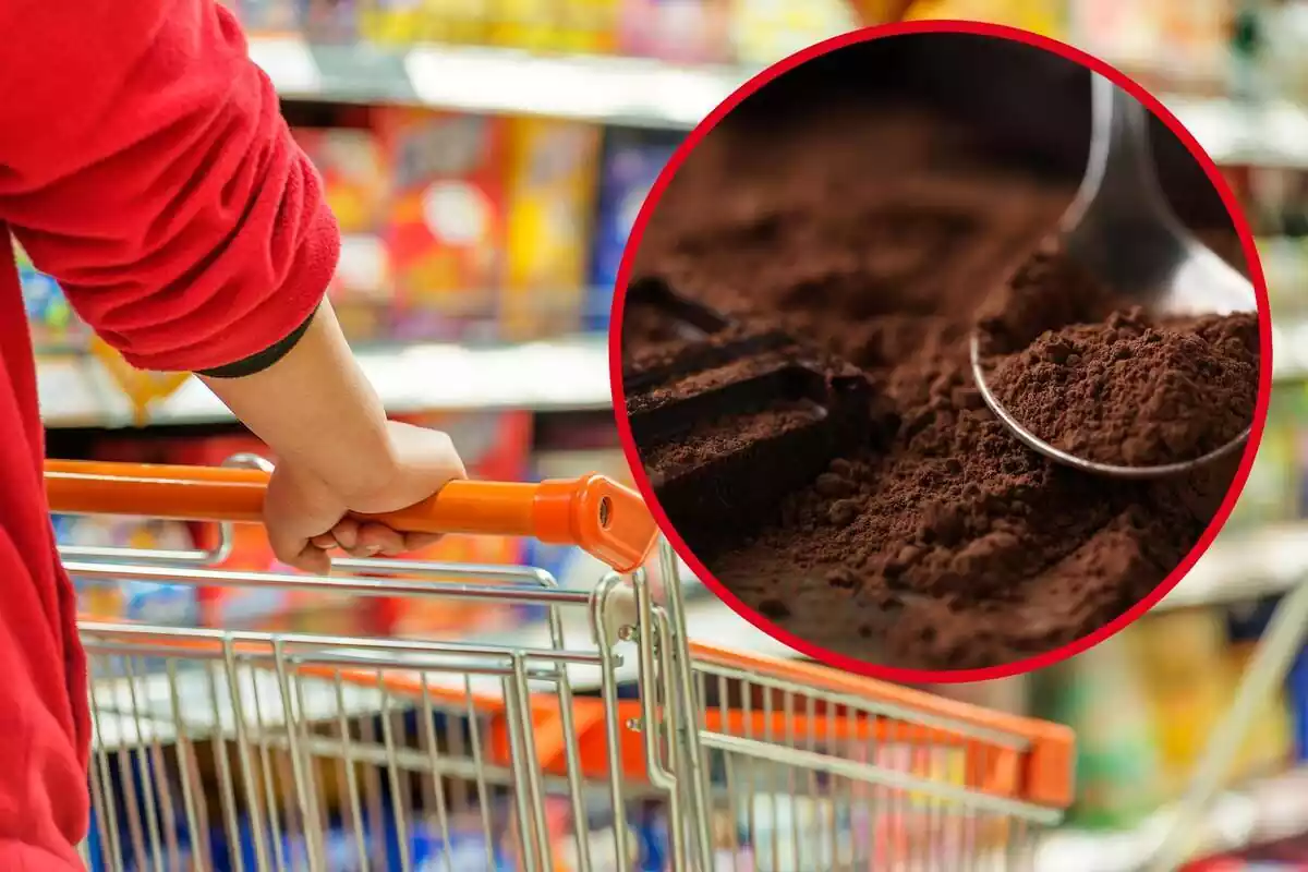 Montaje con una persona con un carrito en un supermercado y un círculo con cacao en polvo y una cuchara