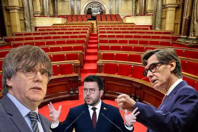 Montatge amb Carles Puigdemont, Pere Aragonès i Salvador Illa amb el Parlament de fons