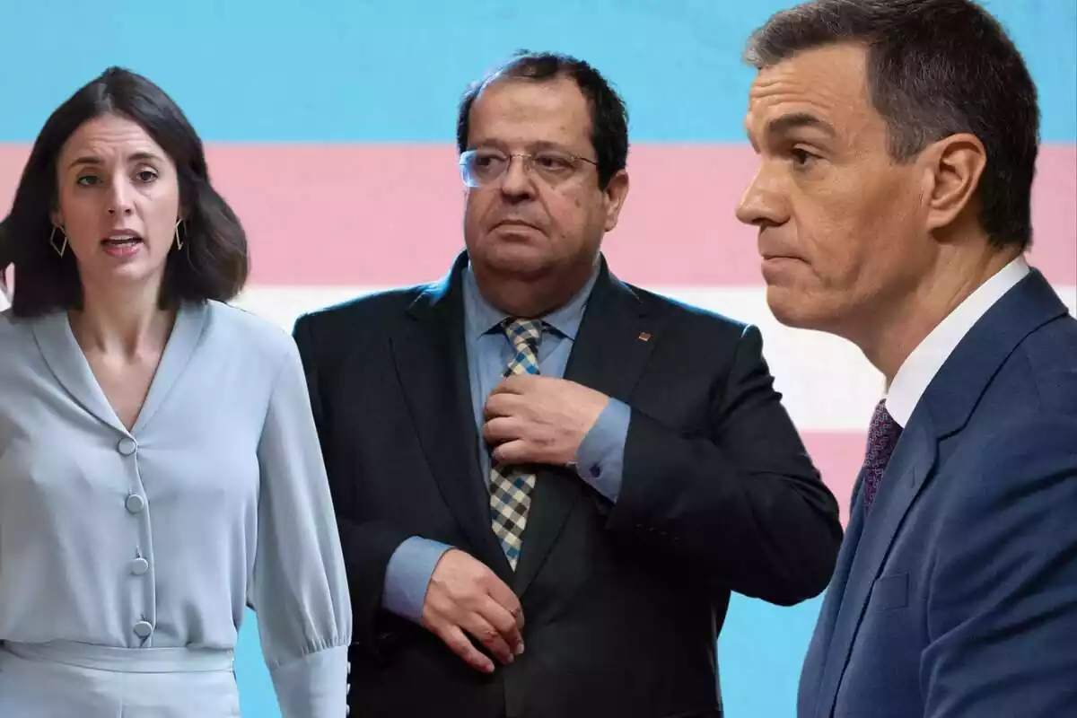 Montaje con una bandera trans de fondo, un plano medio de Irene Montero, otro de Joan Ignasi Elena poniéndose bien la corbata y otro de Pedro Sánchez de perfil