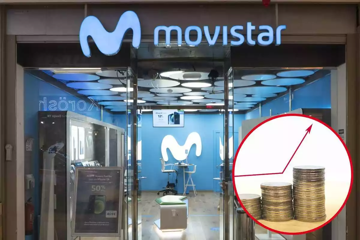 Tienda de Movistar con una imagen con monedas y una flecha hacia arriba