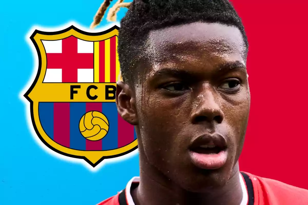 Un jugador de fútbol con el escudo del FC Barcelona de fondo.