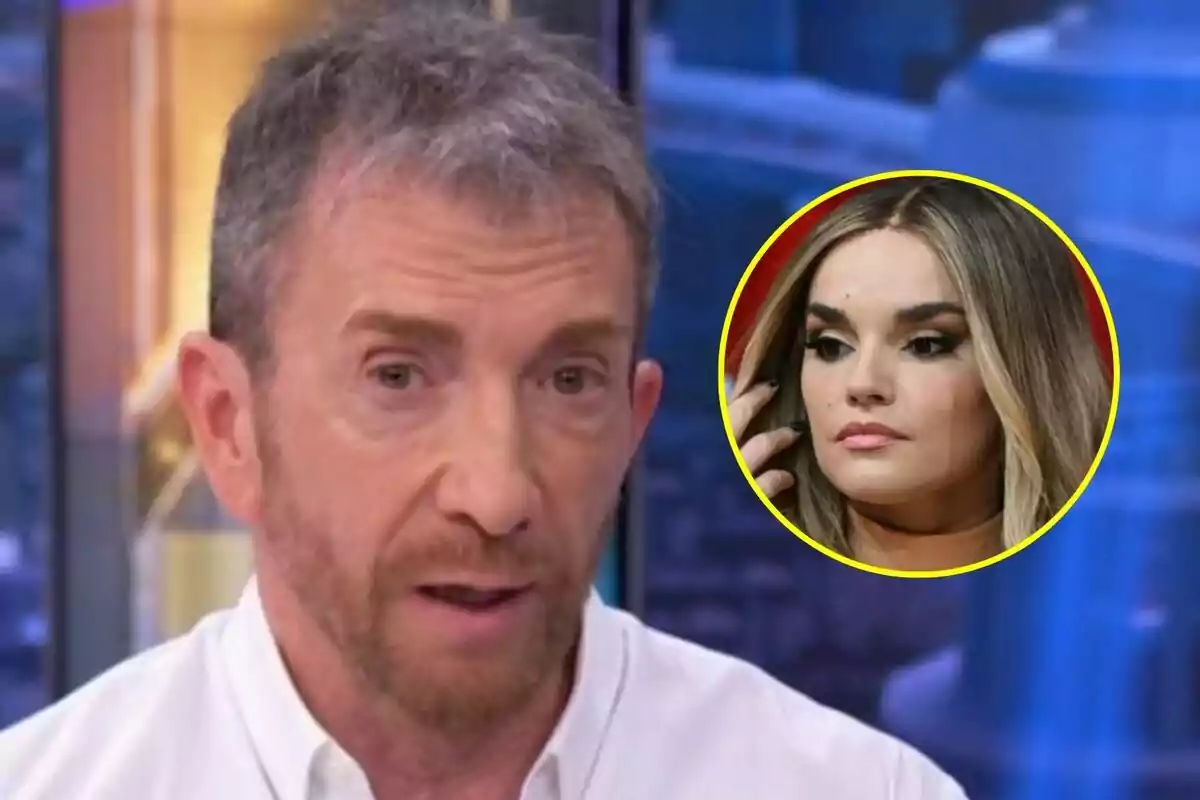Pablo Motos de cabello corto y barba hablando en El Hormiguero con la imagen de Melody joven en un círculo amarillo en la esquina superior derecha