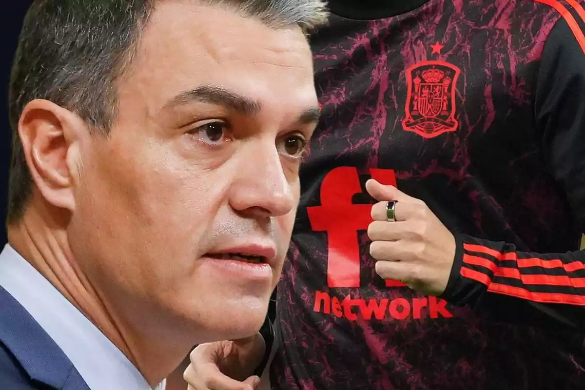 Montaje de Pedro Sánchez con camiseta de la Selección Española