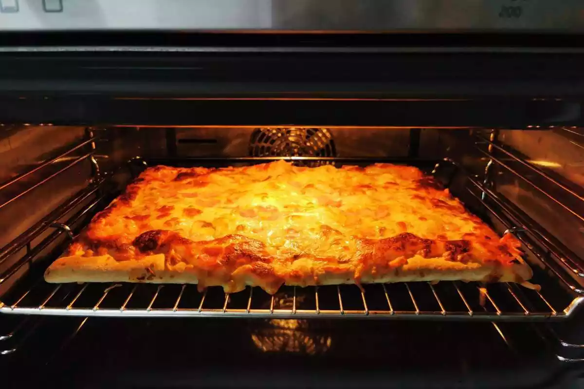 Nueva pizza familiar de Lidl en el horno Nueva pizza familiar de Lidl en el horno