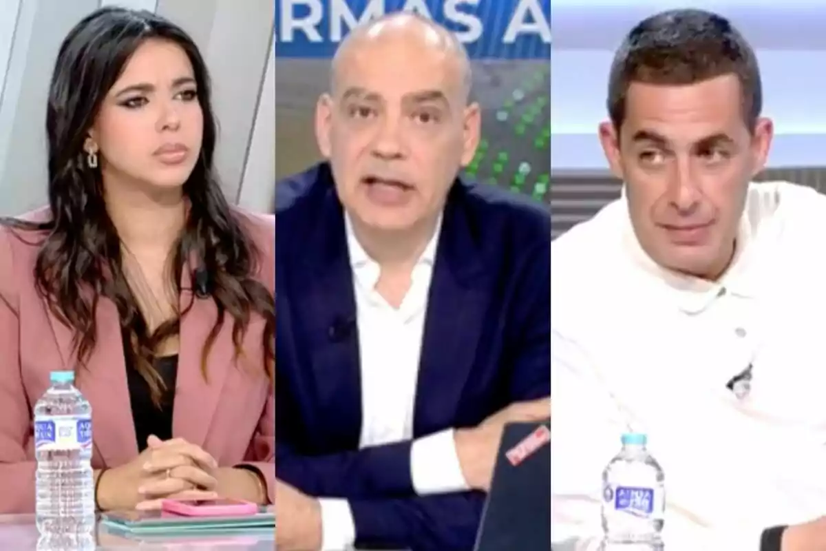 Sarah Santaolalla, Nacho Abad y Antonio Naranjo sentadas en 'En boca de todos', cada una con una botella de agua frente a ellas.