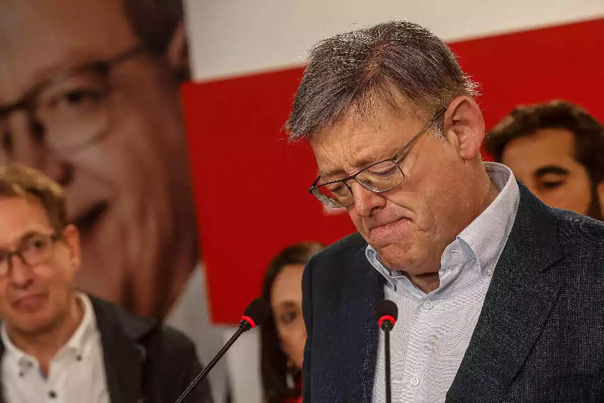 Primer plano del candidato del PSOE en Valencia Ximo Puig