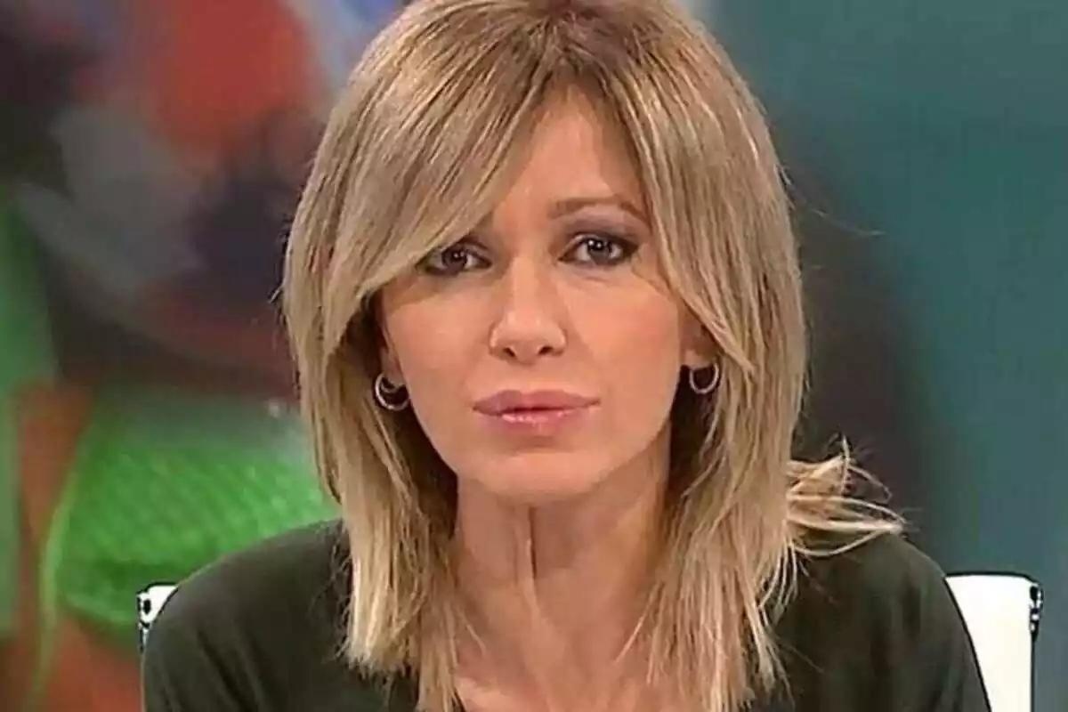 Primer plano de Susanna Griso con rostro serio en 'Espejo Público' de Antena 3