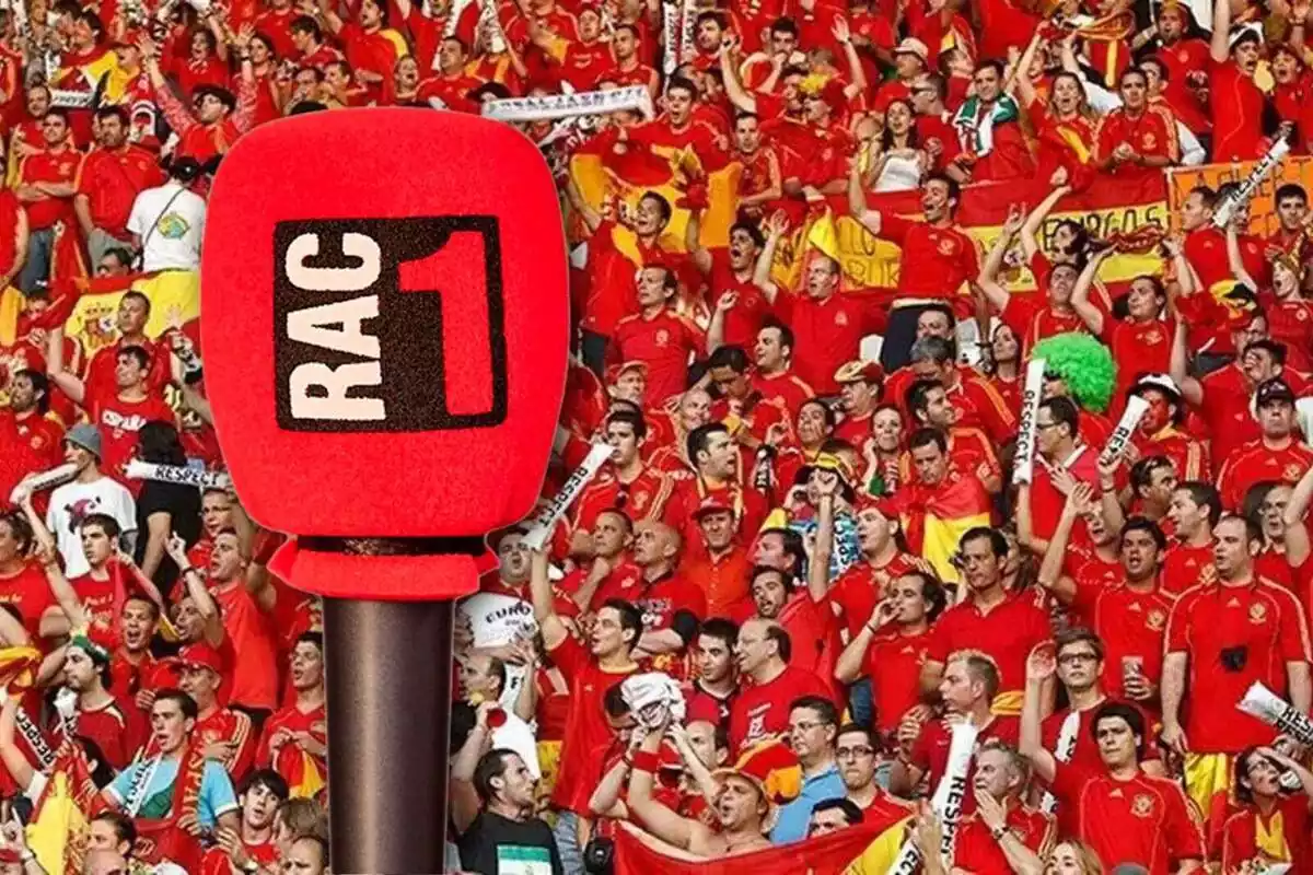 Montaje de aficionados de España con un micro de RAC1