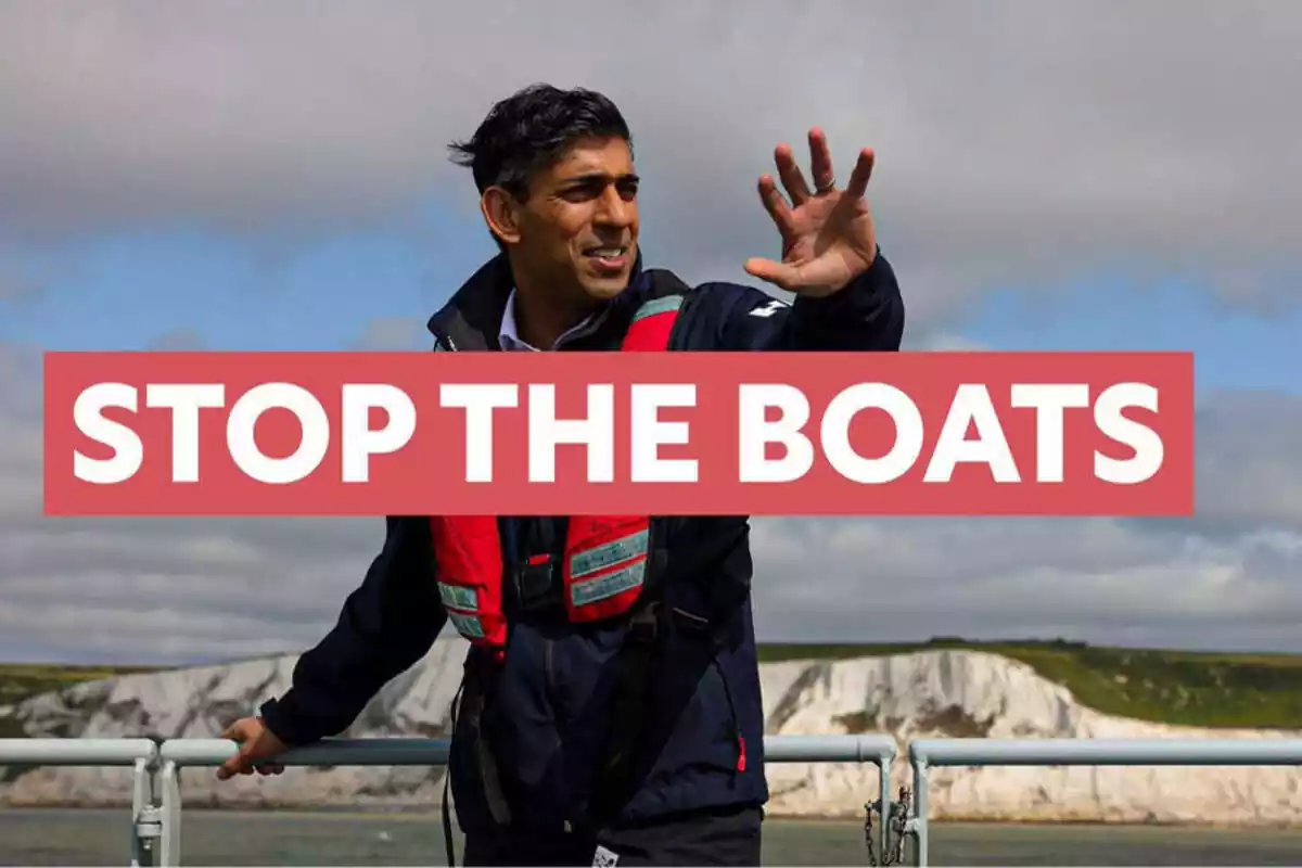 Captura de un vídeo donde se ve el primer ministro británico Rishi Sunak con el lema Stop the boats