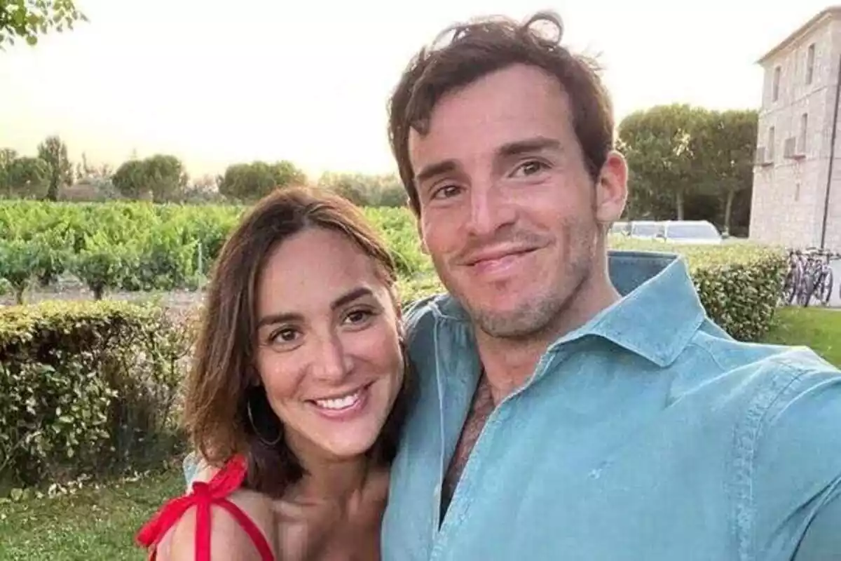 Selfie de Tamara Falcó e Íñigo Onieva sonriendo