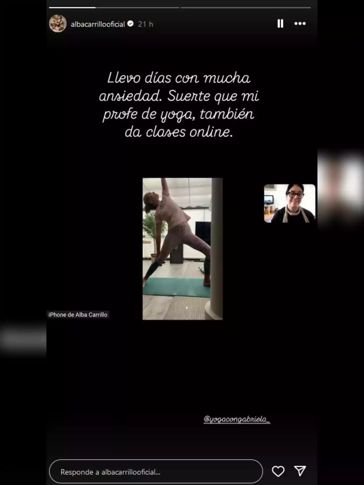 Alba Carrillo comparte que ha estado sintiendo ansiedad y agradece que su profesora de yoga ofrezca clases en línea. En la imagen se ve a alguien practicando yoga y a otra persona en una videollamada. Alba Carrillo comparte que ha estado sintiendo ansiedad y agradece que su profesora de yoga ofrezca clases en línea. En la imagen se ve a alguien practicando yoga y a otra persona en una videollamada.