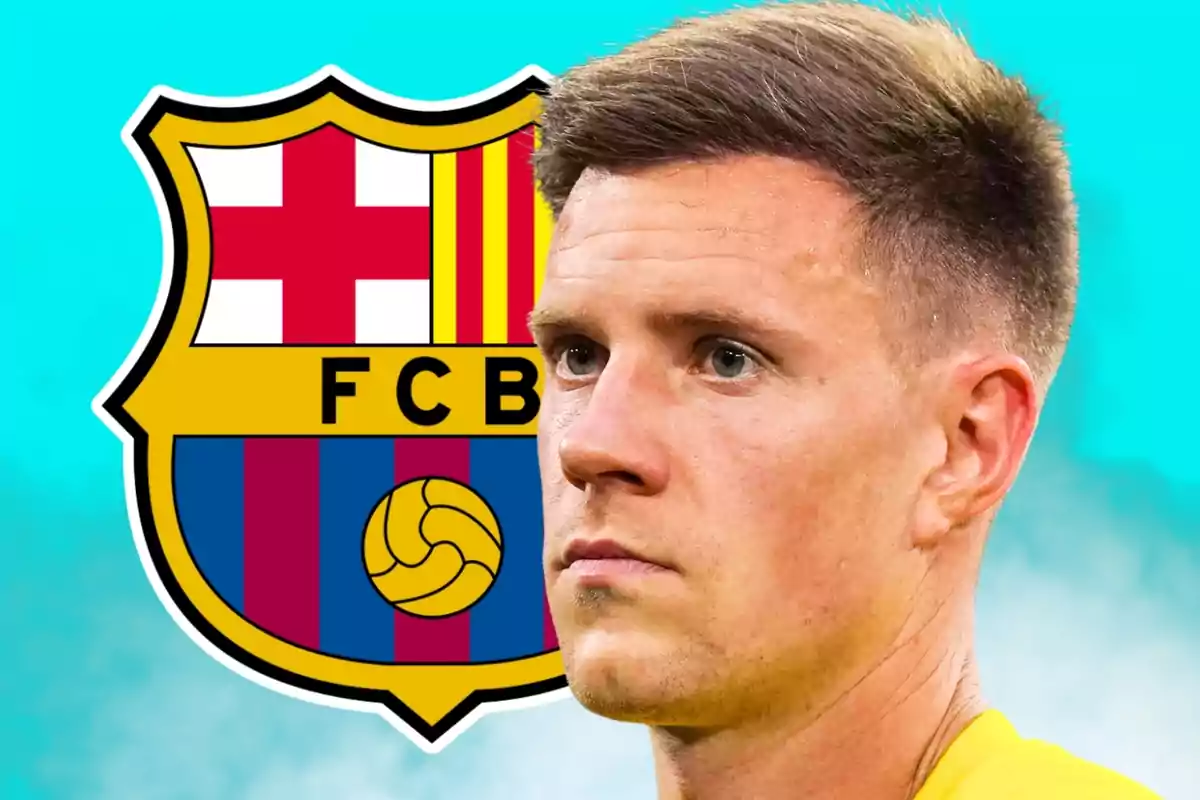 Portero con camiseta amarilla frente al escudo del FC Barcelona sobre fondo celeste