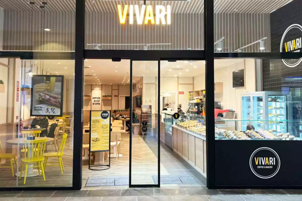 Exterior de una tienda Vivari
