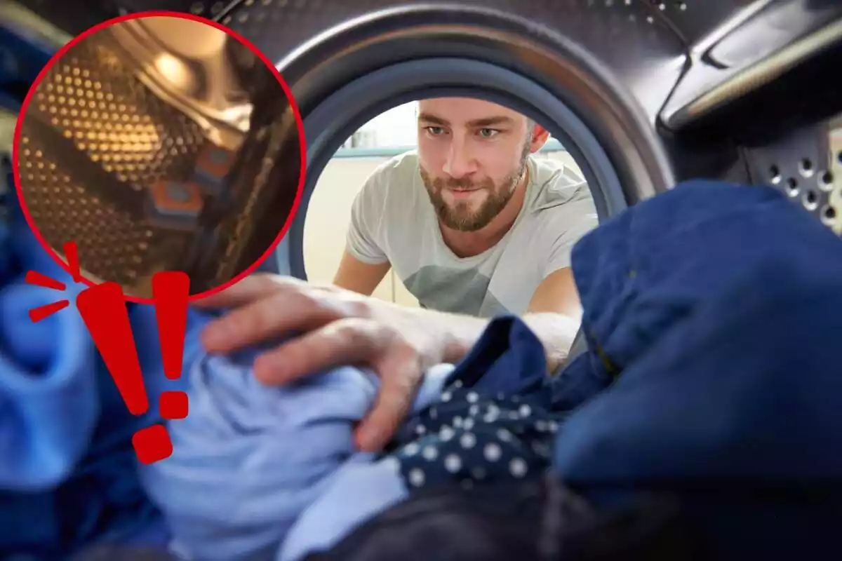 Imagen de fondo de un hombre metiendo la mano en una lavadora llena de ropa y otra imagen de una lavadora por dentro vacía, con dos pastillas de lavavajillas