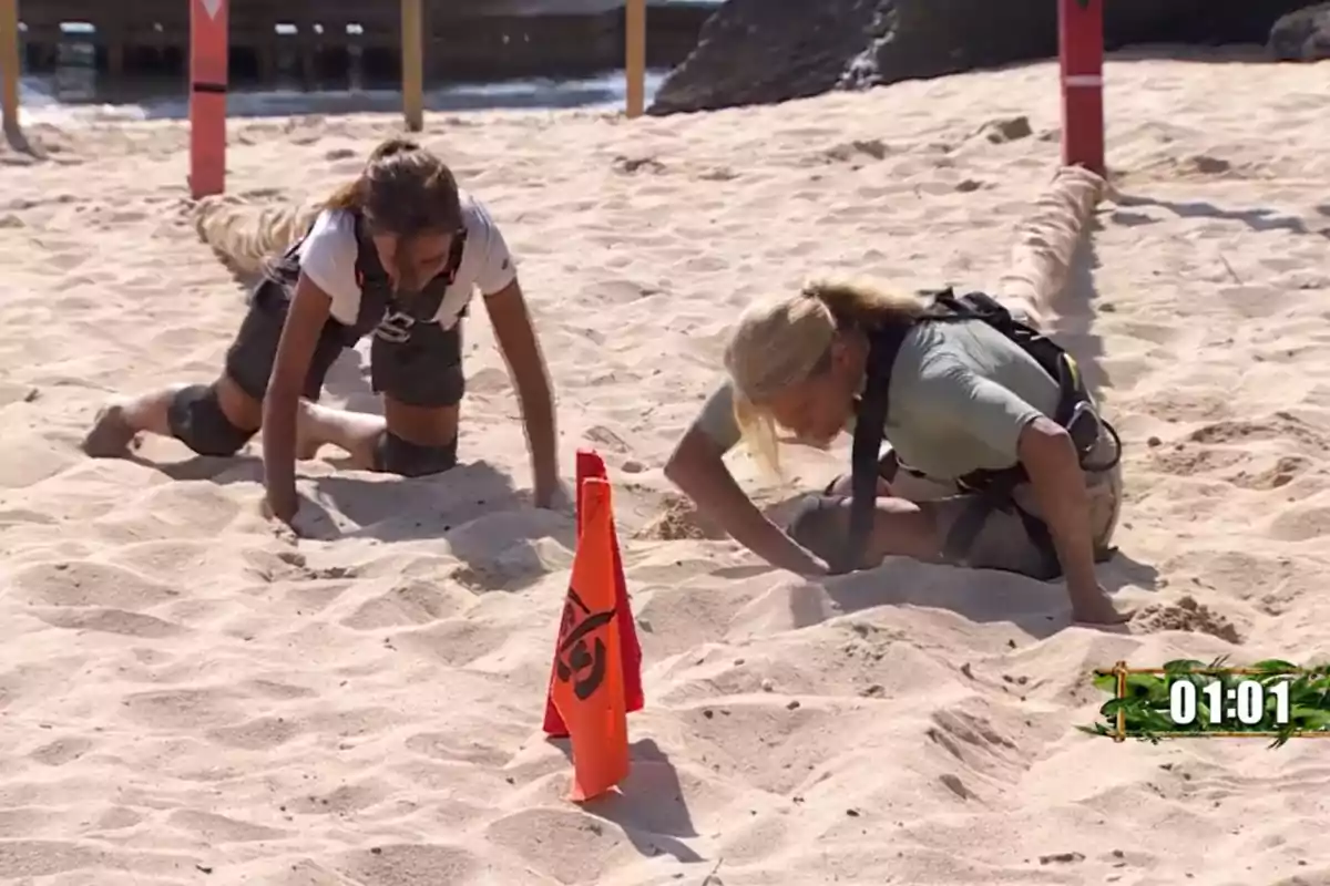Makoke contra Carmen Alcayde en 'Supervivientes' Makoke contra Carmen Alcayde en 'Supervivientes'