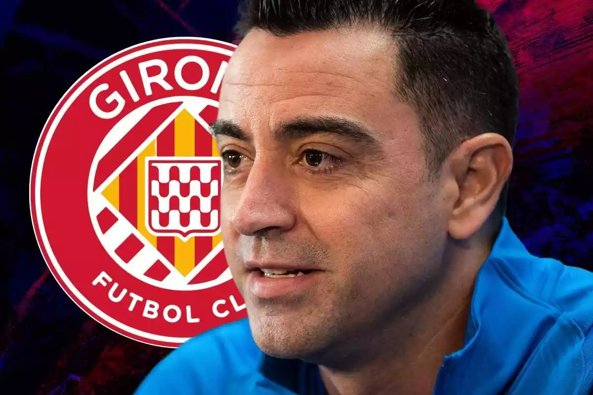 Xavi Hernández juntoa un escudo del Girona FC