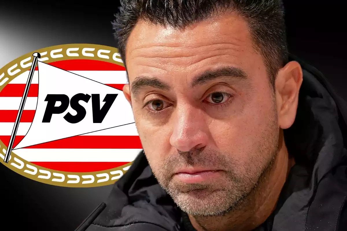 Xavi Hernández mirando fijamente al suelo con el logo del PSV a su lado
